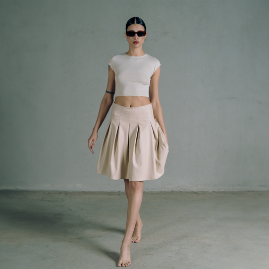 Creamy pleated leather skirt